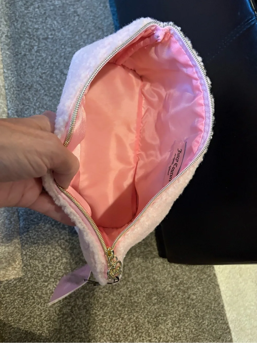 NWT Juicy Couture Pink Sherpa Roomy Cosmetic Bag w/Gold Accent